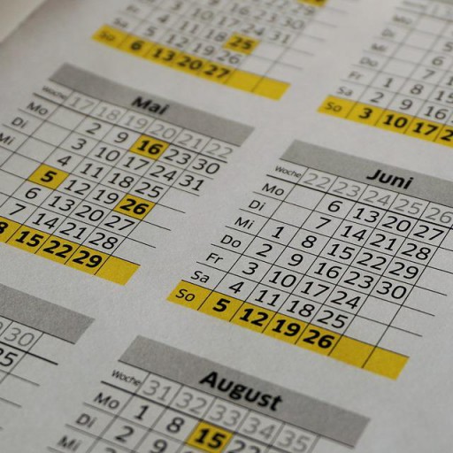 Terminarz w codziennym życiu – wybierz kalendarze książkowe